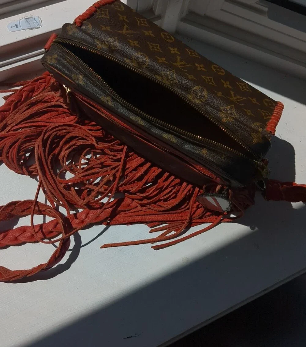 Louis Vuitton monogram lv